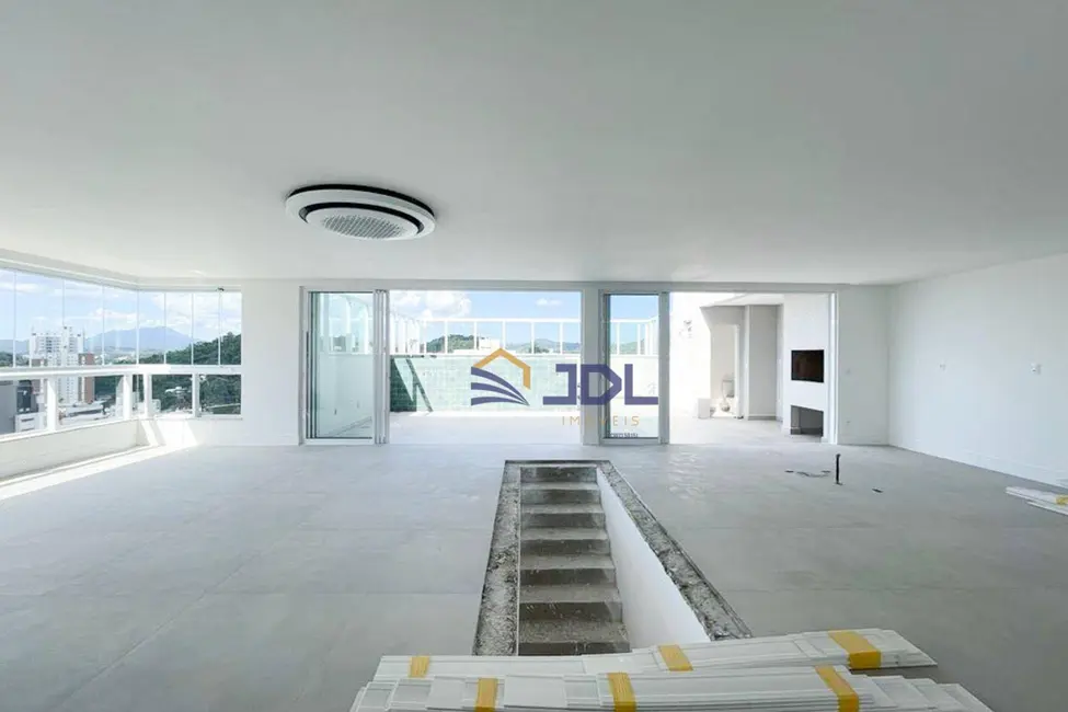 Cobertura com 5 quartos à venda, 459m2 em Vila Nova, Blumenau - SC - imagem 6 Foto 6 de Cobertura com 5 quartos à venda, 459m2 em Vila Nova, Blumenau - SC