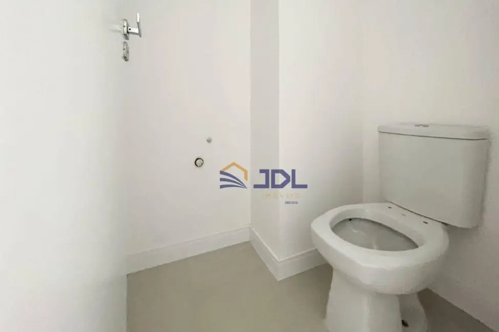 Apartamento com 3 quartos à venda, 190m2 em Vila Nova, Blumenau - SC - imagem 3 Foto 3 de Apartamento com 3 quartos à venda, 190m2 em Vila Nova, Blumenau - SC
