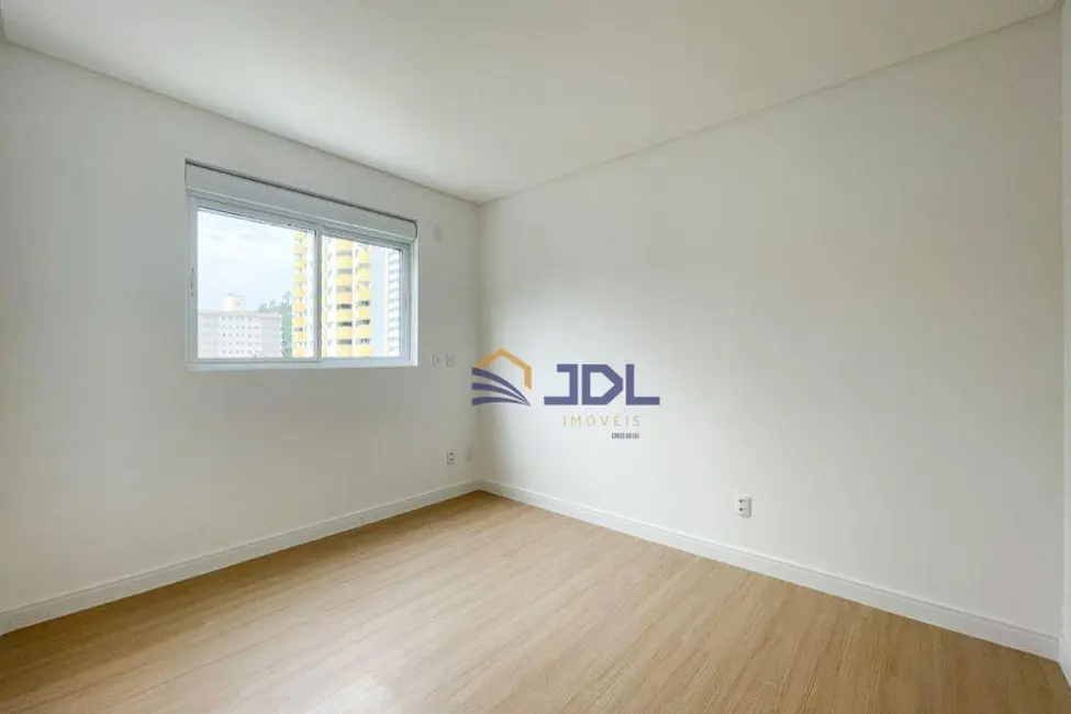 Apartamento com 3 quartos à venda, 190m2 em Vila Nova, Blumenau - SC - imagem 4 Foto 4 de Apartamento com 3 quartos à venda, 190m2 em Vila Nova, Blumenau - SC