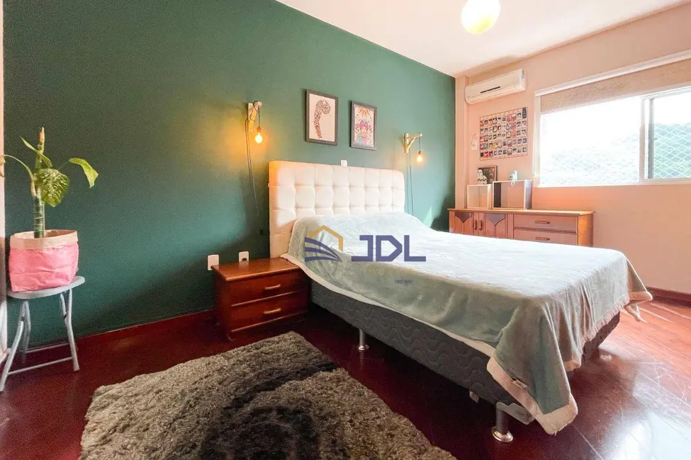Apartamento com 3 quartos à venda, 131m2 em Ponta Aguda, Blumenau - SC - imagem 8 Foto 8 de Apartamento com 3 quartos à venda, 131m2 em Ponta Aguda, Blumenau - SC