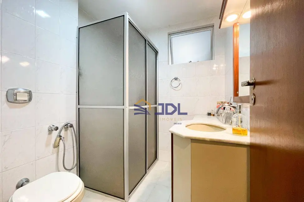 Apartamento com 3 quartos à venda, 131m2 em Ponta Aguda, Blumenau - SC - imagem 3 Foto 3 de Apartamento com 3 quartos à venda, 131m2 em Ponta Aguda, Blumenau - SC