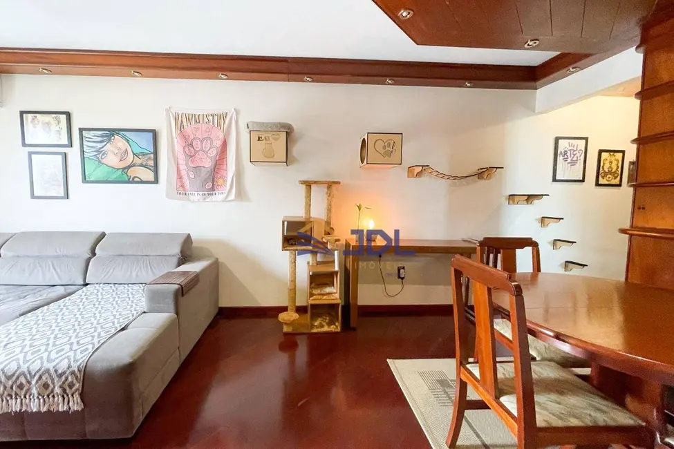 Apartamento com 3 quartos à venda, 131m2 em Ponta Aguda, Blumenau - SC - imagem 4 Foto 4 de Apartamento com 3 quartos à venda, 131m2 em Ponta Aguda, Blumenau - SC