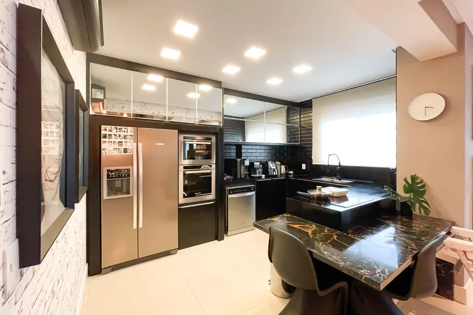 Apartamento com 3 quartos à venda, 337m2 em Victor Konder, Blumenau - SC - imagem 9 Foto 9 de Apartamento com 3 quartos à venda, 337m2 em Victor Konder, Blumenau - SC