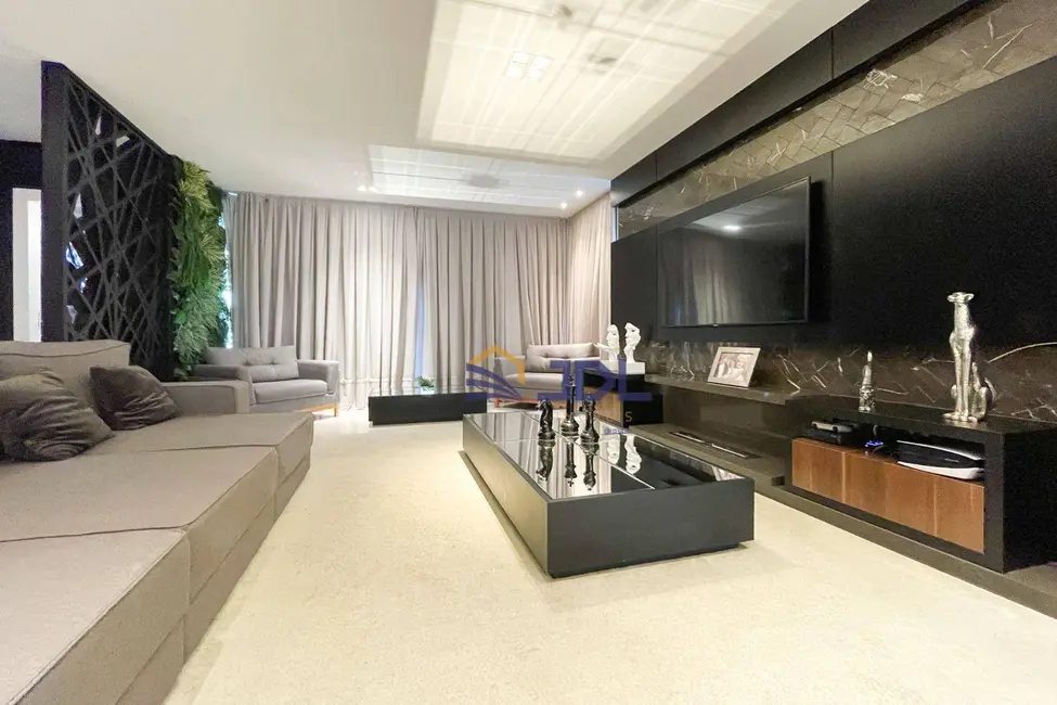 Apartamento com 3 quartos à venda, 337m2 em Victor Konder, Blumenau - SC - imagem 6 Foto 6 de Apartamento com 3 quartos à venda, 337m2 em Victor Konder, Blumenau - SC