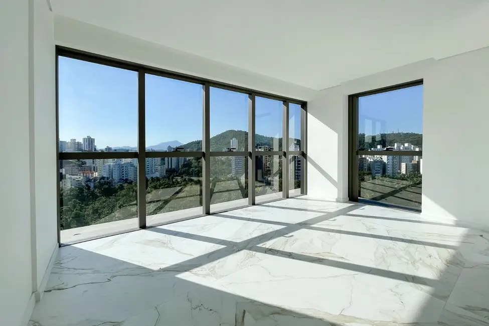 Apartamento com 2 quartos à venda, 210m2 em Victor Konder, Blumenau - SC - imagem 8 Foto 8 de Apartamento com 2 quartos à venda, 210m2 em Victor Konder, Blumenau - SC