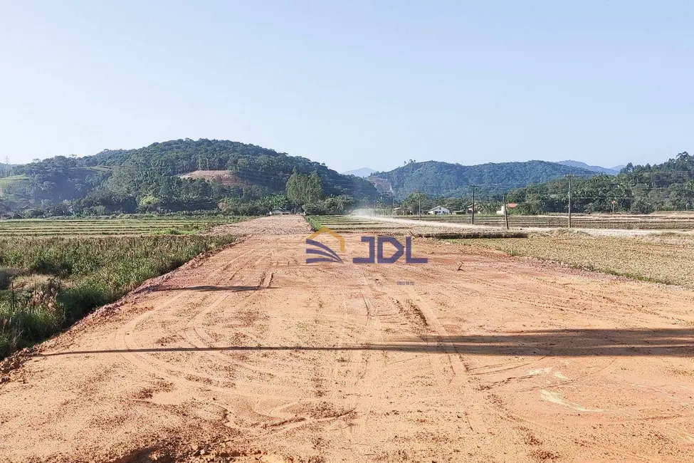 Foto 1 de Terreno / Lote à venda, 17094m2 em Gaspar Grande, Gaspar - SC