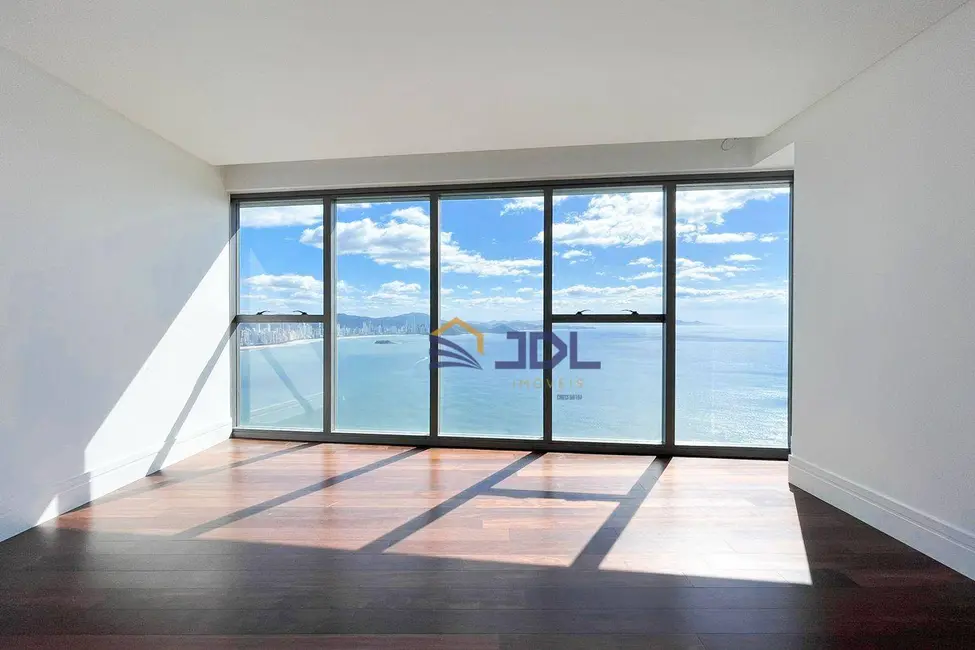 Apartamento com 4 quartos à venda, 415m2 em Balneario Camboriu - SC - imagem 9 Foto 9 de Apartamento com 4 quartos à venda, 415m2 em Balneario Camboriu - SC