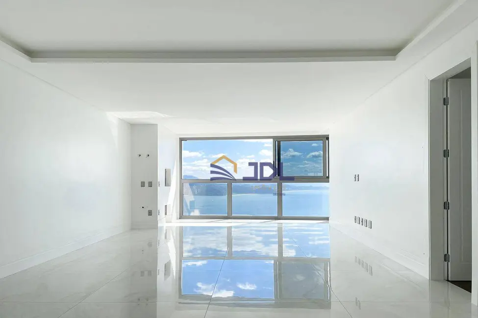 Apartamento com 4 quartos à venda, 415m2 em Balneario Camboriu - SC - imagem 8 Foto 8 de Apartamento com 4 quartos à venda, 415m2 em Balneario Camboriu - SC