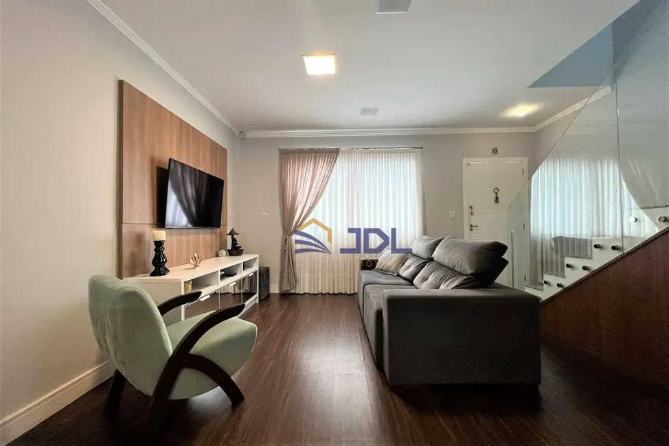 Sobrado com 3 quartos à venda, 91m2 em Velha Central, Blumenau - SC - imagem 9 Foto 9 de Sobrado com 3 quartos à venda, 91m2 em Velha Central, Blumenau - SC