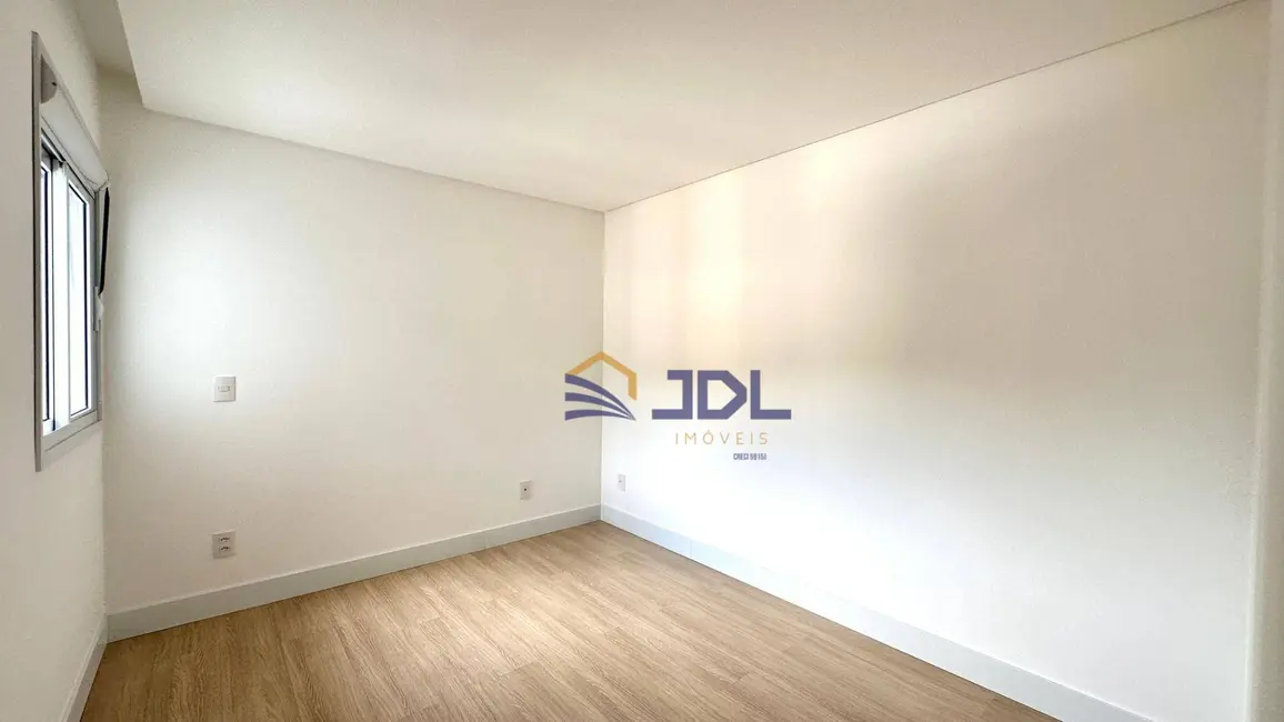 Apartamento com 3 quartos à venda, 204m2 em Centro, Blumenau - SC - imagem 6 Foto 6 de Apartamento com 3 quartos à venda, 204m2 em Centro, Blumenau - SC