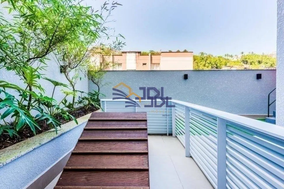 Apartamento com 3 quartos à venda, 204m2 em Centro, Blumenau - SC - imagem 4 Foto 4 de Apartamento com 3 quartos à venda, 204m2 em Centro, Blumenau - SC