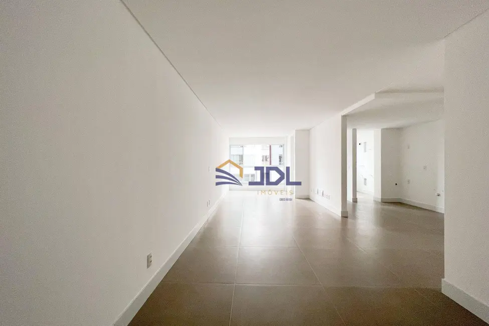 Foto 1 de Apartamento com 3 quartos à venda, 204m2 em Centro, Blumenau - SC