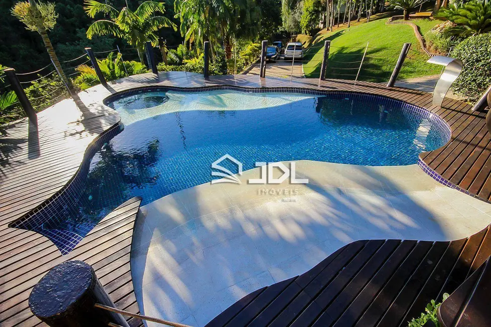 Casa com 3 quartos à venda, 2783m2 em Badenfurt, Blumenau - SC - imagem 5 Foto 5 de Casa com 3 quartos à venda, 2783m2 em Badenfurt, Blumenau - SC