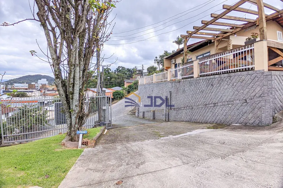 Casa com 6 quartos à venda, 787m2 em Itoupava Norte, Blumenau - SC - imagem 5 Foto 5 de Casa com 6 quartos à venda, 787m2 em Itoupava Norte, Blumenau - SC