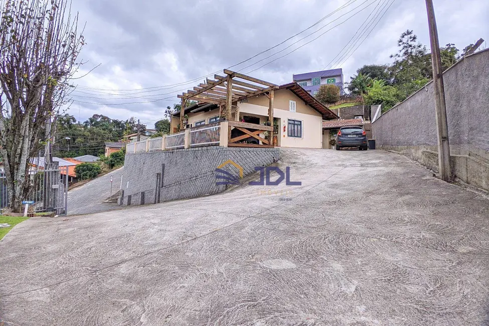 Casa com 6 quartos à venda, 787m2 em Itoupava Norte, Blumenau - SC - imagem 3 Foto 3 de Casa com 6 quartos à venda, 787m2 em Itoupava Norte, Blumenau - SC