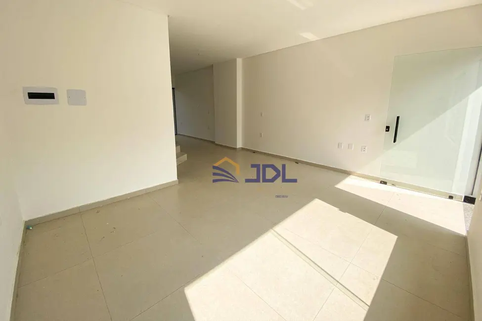 Sobrado com 3 quartos à venda, 125m2 em Fidélis, Blumenau - SC - imagem 8 Foto 8 de Sobrado com 3 quartos à venda, 125m2 em Fidélis, Blumenau - SC