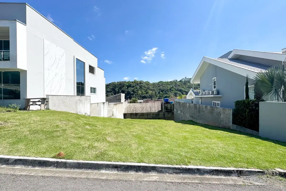 Foto 1 de Terreno / Lote à venda, 364m2 em Itoupava Central, Blumenau - SC