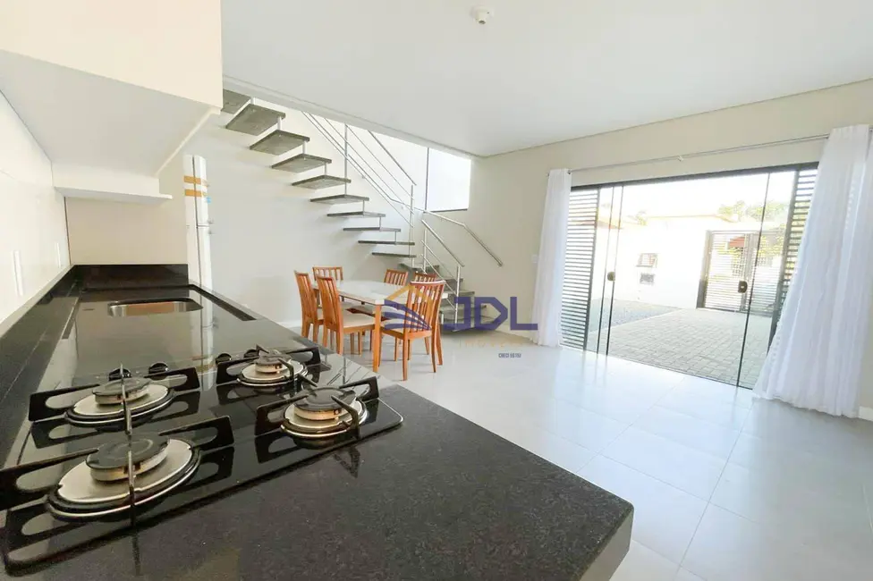 Foto 5 de Sobrado com 3 quartos à venda, 195m2 em Balneario Picarras - SC