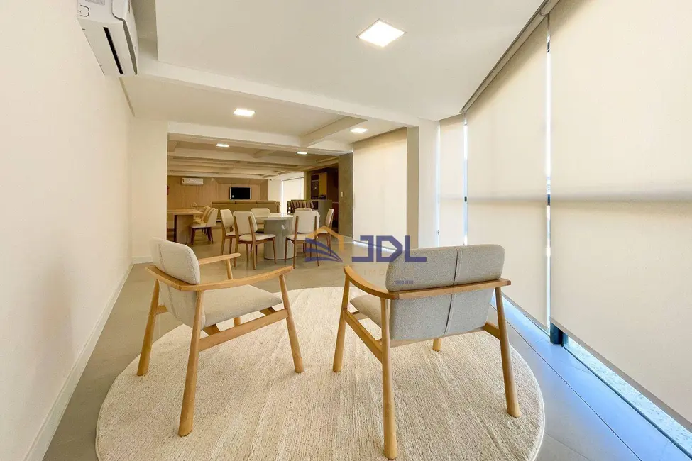 Apartamento com 2 quartos à venda, 95m2 em Centro, Blumenau - SC - imagem 3 Foto 3 de Apartamento com 2 quartos à venda, 95m2 em Centro, Blumenau - SC