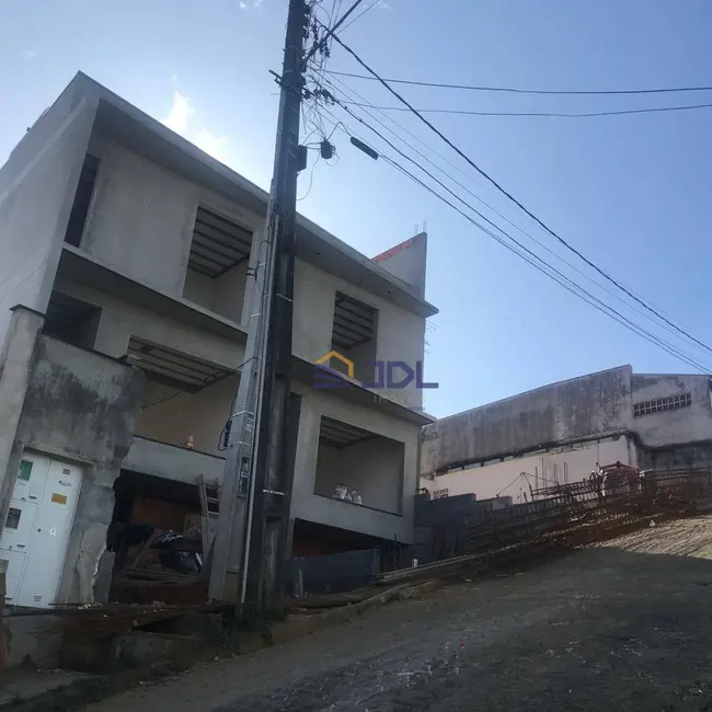 Sobrado com 3 quartos à venda, 91m2 em Vila Nova, Blumenau - SC - imagem 5 Foto 5 de Sobrado com 3 quartos à venda, 91m2 em Vila Nova, Blumenau - SC