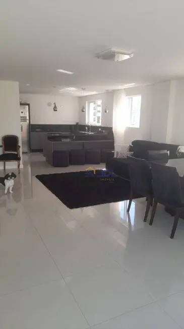 Cobertura com 4 quartos à venda, 280m2 em Centro, Balneario Camboriu - SC - imagem 7 Foto 7 de Cobertura com 4 quartos à venda, 280m2 em Centro, Balneario Camboriu - SC