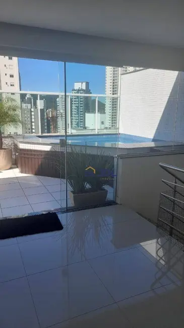 Cobertura com 4 quartos à venda, 280m2 em Centro, Balneario Camboriu - SC - imagem 2 Foto 2 de Cobertura com 4 quartos à venda, 280m2 em Centro, Balneario Camboriu - SC