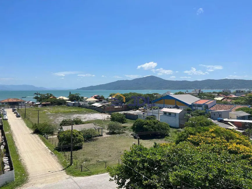 Foto 3 de Apartamento com 2 quartos à venda, 95m2 em Bombinhas - SC