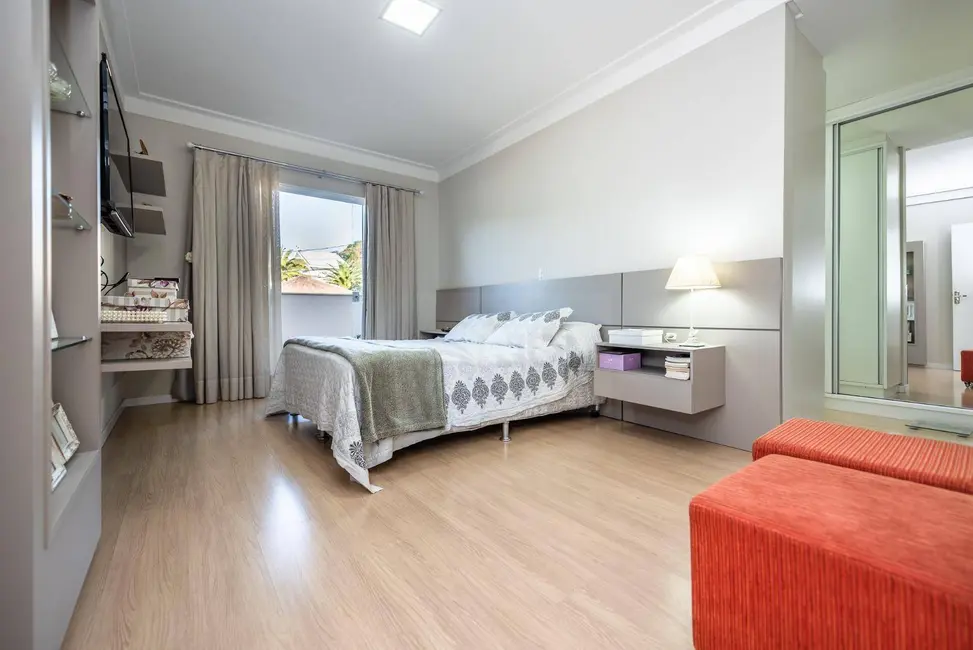 Casa de Condomínio com 3 quartos à venda, 365m2 em Itoupava Central, Blumenau - SC - imagem 6 Foto 6 de Casa de Condomínio com 3 quartos à venda, 365m2 em Itoupava Central, Blumenau - SC