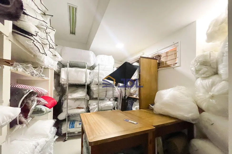 Foto 5 de Loja à venda, 100m2 em Centro, Balneario Camboriu - SC