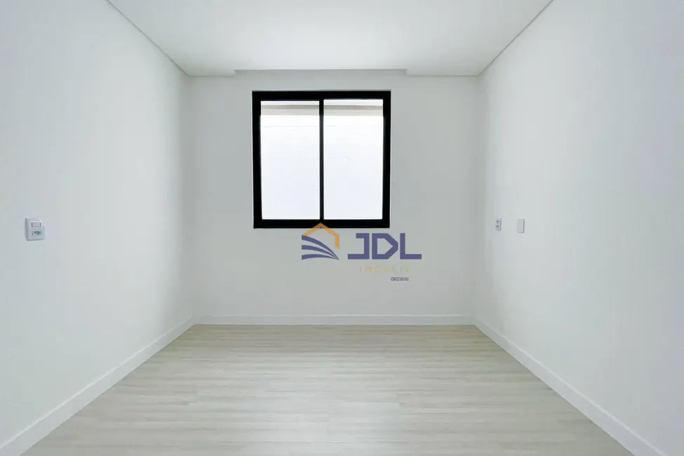 Casa com 3 quartos à venda, 180m2 em Gaspar Mirim, Gaspar - SC - imagem 5 Foto 5 de Casa com 3 quartos à venda, 180m2 em Gaspar Mirim, Gaspar - SC