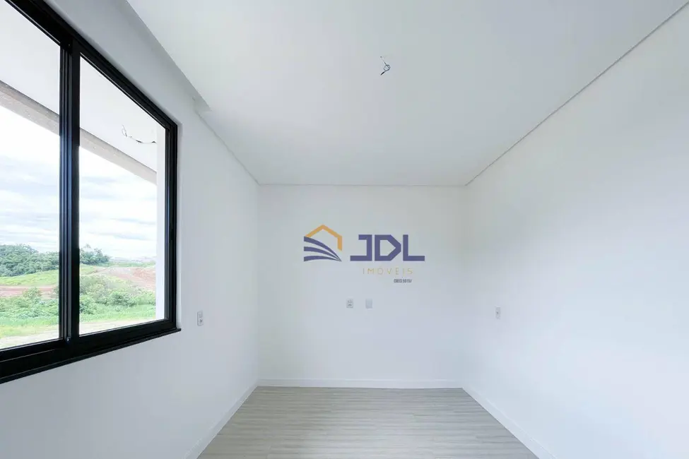 Casa com 3 quartos à venda, 180m2 em Gaspar Mirim, Gaspar - SC - imagem 8 Foto 8 de Casa com 3 quartos à venda, 180m2 em Gaspar Mirim, Gaspar - SC