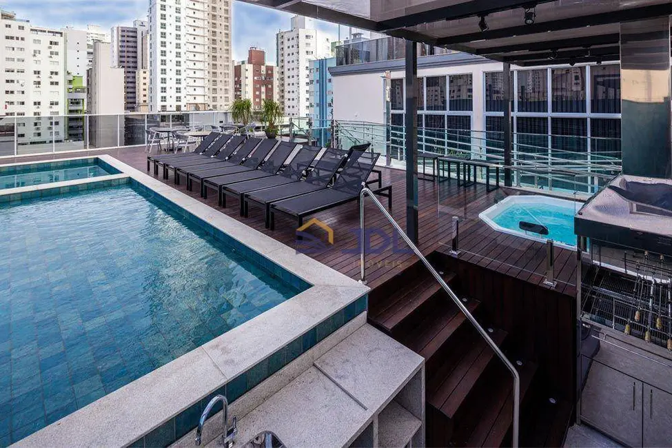 Apartamento com 4 quartos à venda, 247m2 em Centro, Balneario Camboriu - SC - imagem 3 Foto 3 de Apartamento com 4 quartos à venda, 247m2 em Centro, Balneario Camboriu - SC