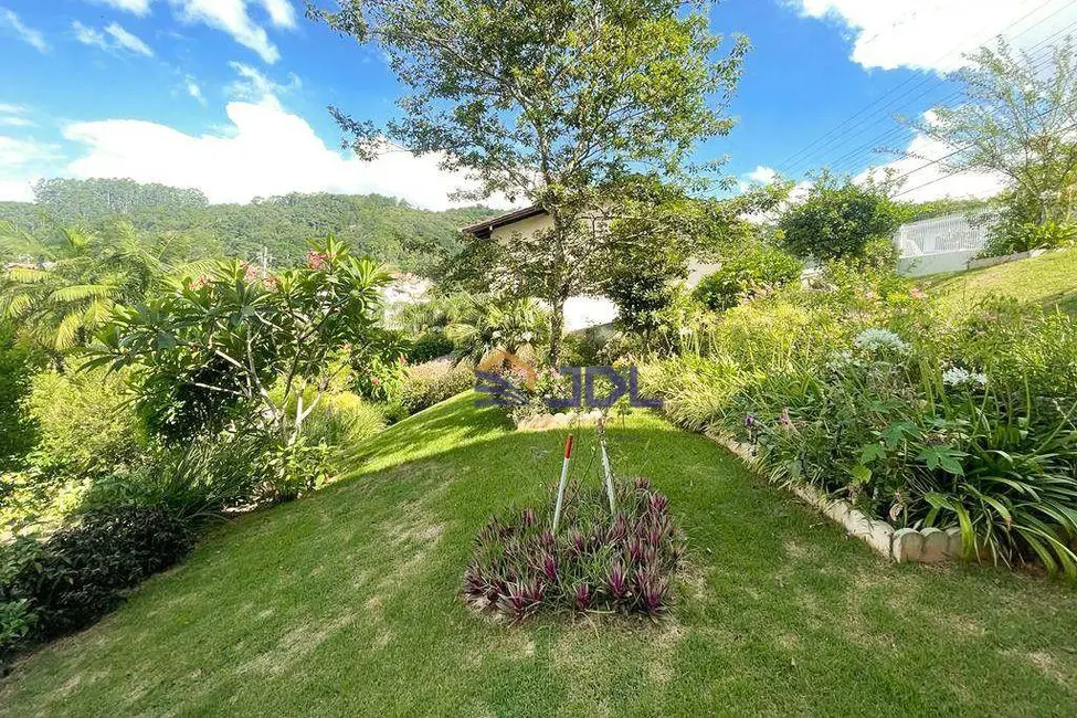 Casa com 6 quartos à venda, 900m2 em Velha, Blumenau - SC - imagem 9 Foto 9 de Casa com 6 quartos à venda, 900m2 em Velha, Blumenau - SC
