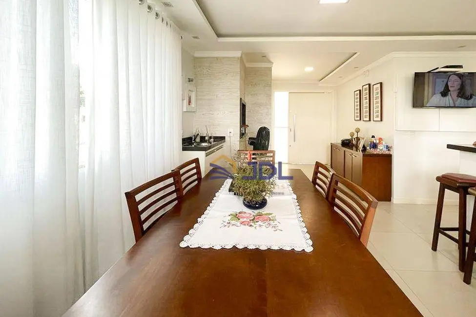 Casa com 6 quartos à venda, 900m2 em Velha, Blumenau - SC - imagem 5 Foto 5 de Casa com 6 quartos à venda, 900m2 em Velha, Blumenau - SC
