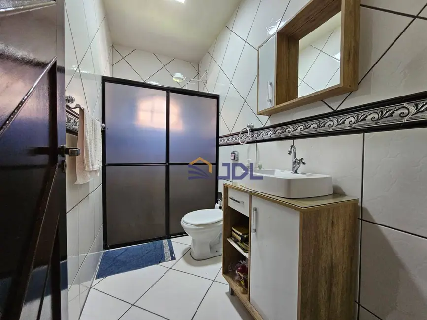 Casa com 3 quartos à venda, 930m2 em Valparaiso, Blumenau - SC - imagem 9 Foto 9 de Casa com 3 quartos à venda, 930m2 em Valparaiso, Blumenau - SC