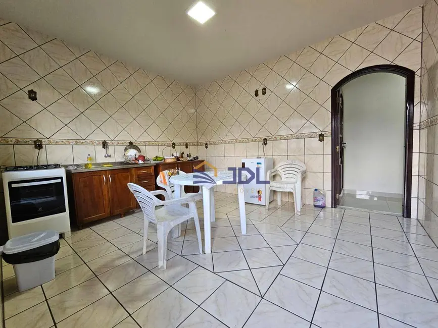 Casa com 3 quartos à venda, 930m2 em Valparaiso, Blumenau - SC - imagem 3 Foto 3 de Casa com 3 quartos à venda, 930m2 em Valparaiso, Blumenau - SC