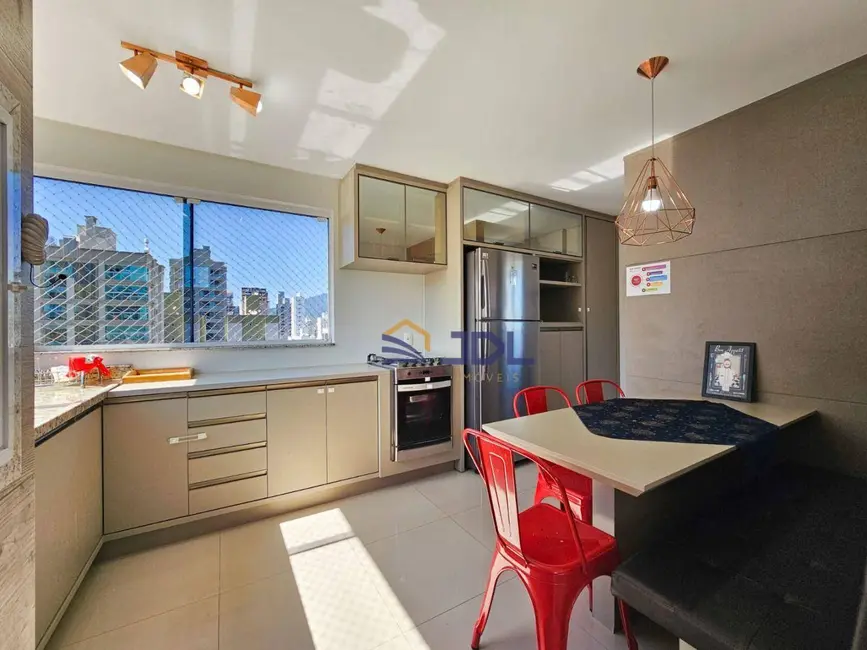 Foto 5 de Cobertura com 4 quartos à venda, 269m2 em Meia Praia, Itapema - SC