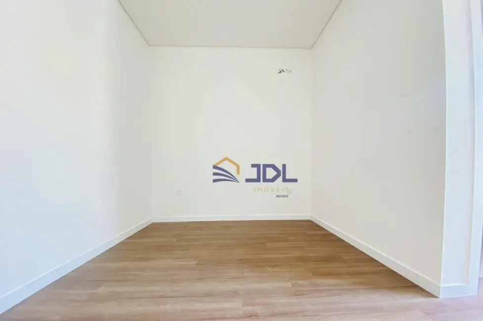 Sobrado com 2 quartos à venda, 150m2 em Fortaleza, Blumenau - SC - imagem 7 Foto 7 de Sobrado com 2 quartos à venda, 150m2 em Fortaleza, Blumenau - SC