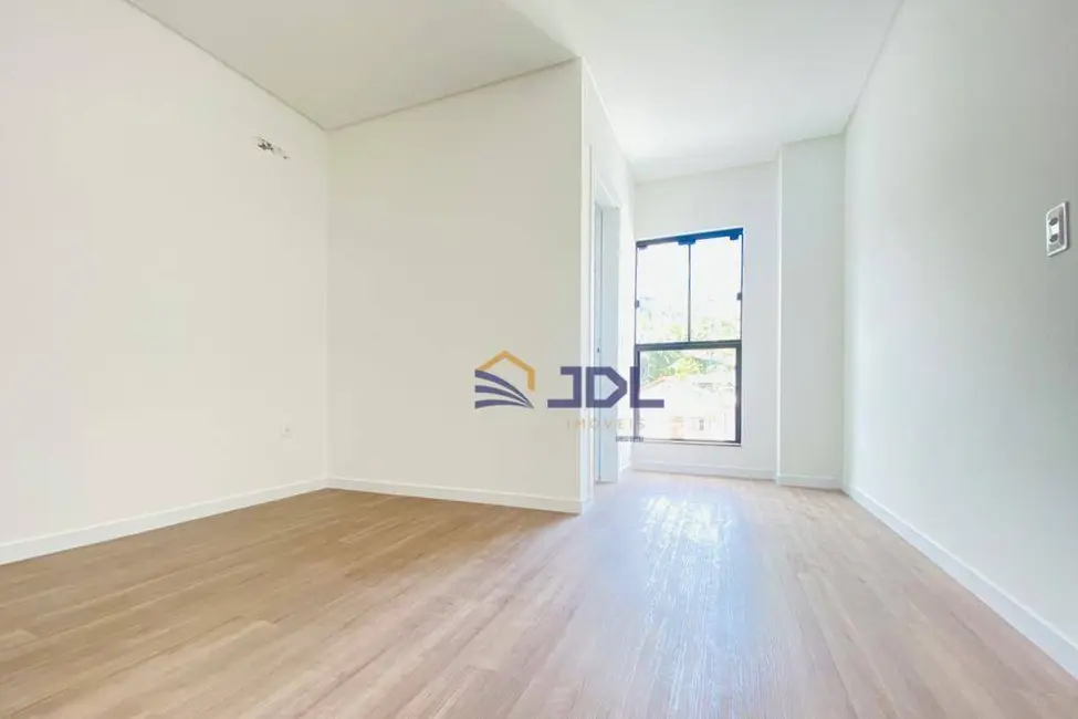 Sobrado com 2 quartos à venda, 150m2 em Fortaleza, Blumenau - SC - imagem 6 Foto 6 de Sobrado com 2 quartos à venda, 150m2 em Fortaleza, Blumenau - SC