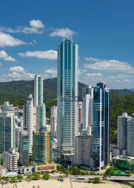 Foto 1 de Apartamento com 3 quartos à venda, 172m2 em Pioneiros, Balneario Camboriu - SC