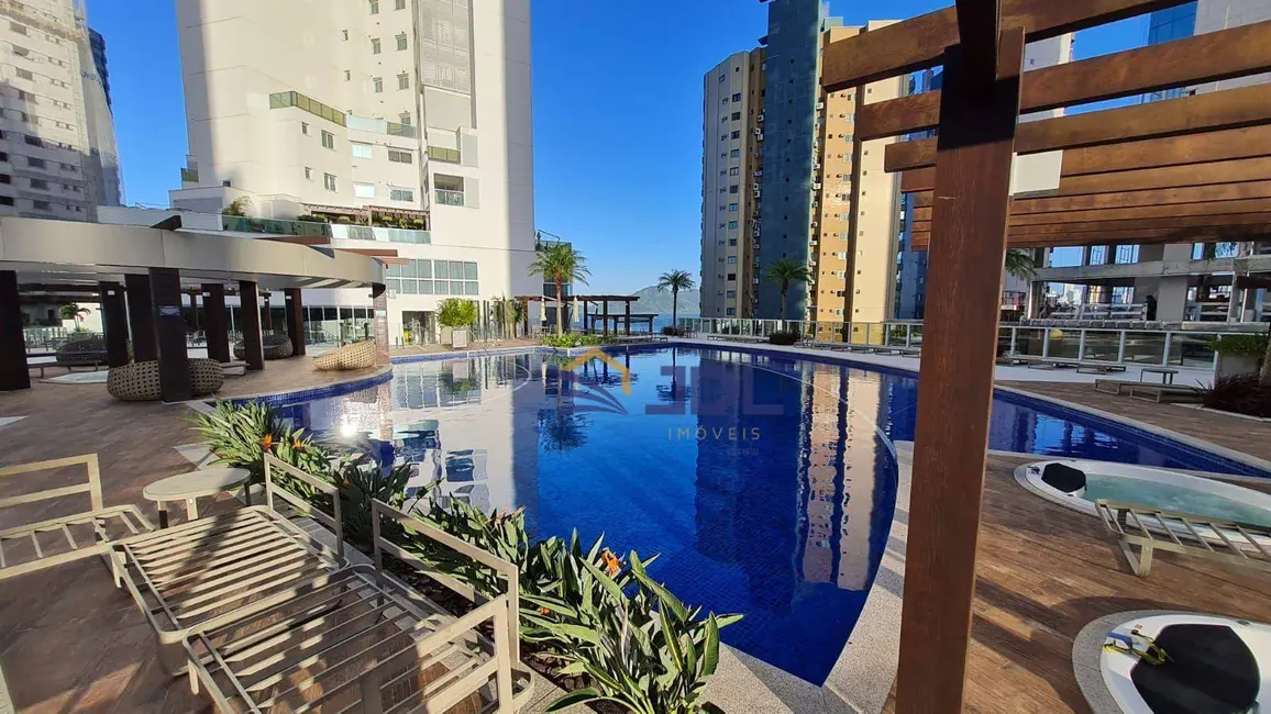 Foto 2 de Apartamento com 3 quartos à venda, 172m2 em Pioneiros, Balneario Camboriu - SC