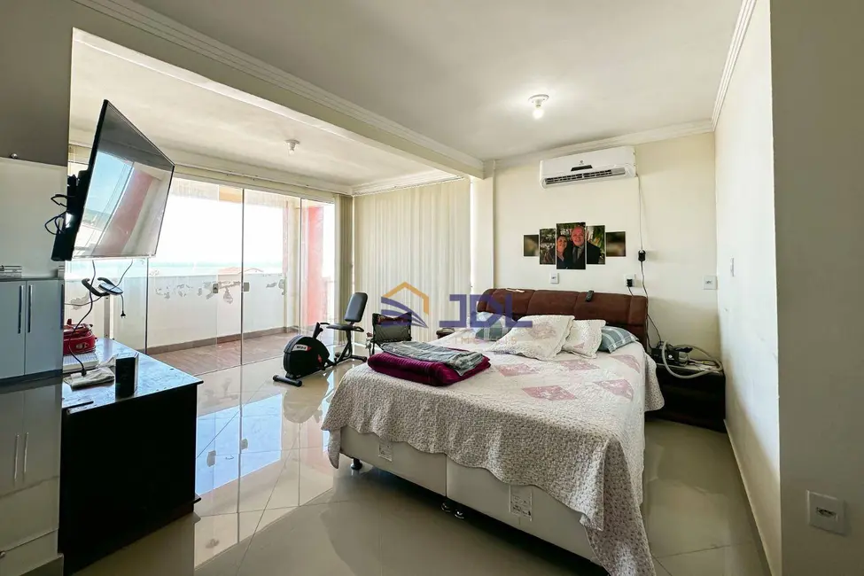 Foto 7 de Casa com 8 quartos à venda, 450m2 em Barra Velha - SC