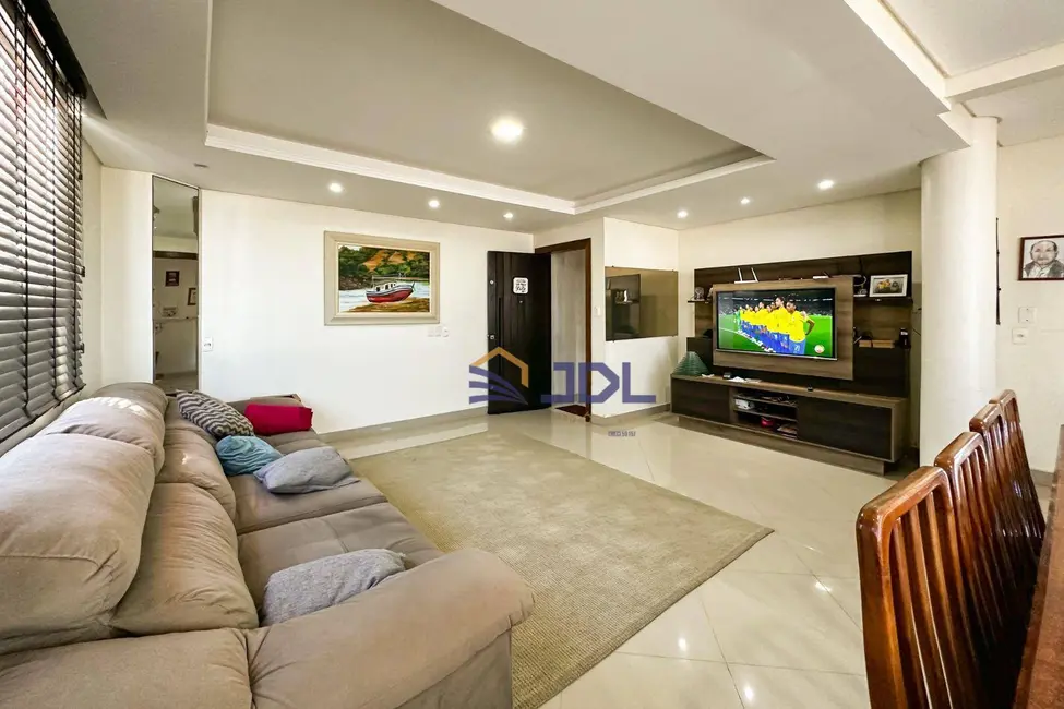 Foto 4 de Casa com 8 quartos à venda, 450m2 em Barra Velha - SC