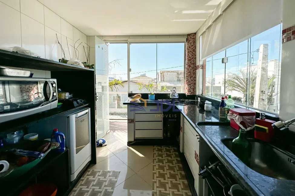 Foto 6 de Casa com 8 quartos à venda, 450m2 em Barra Velha - SC