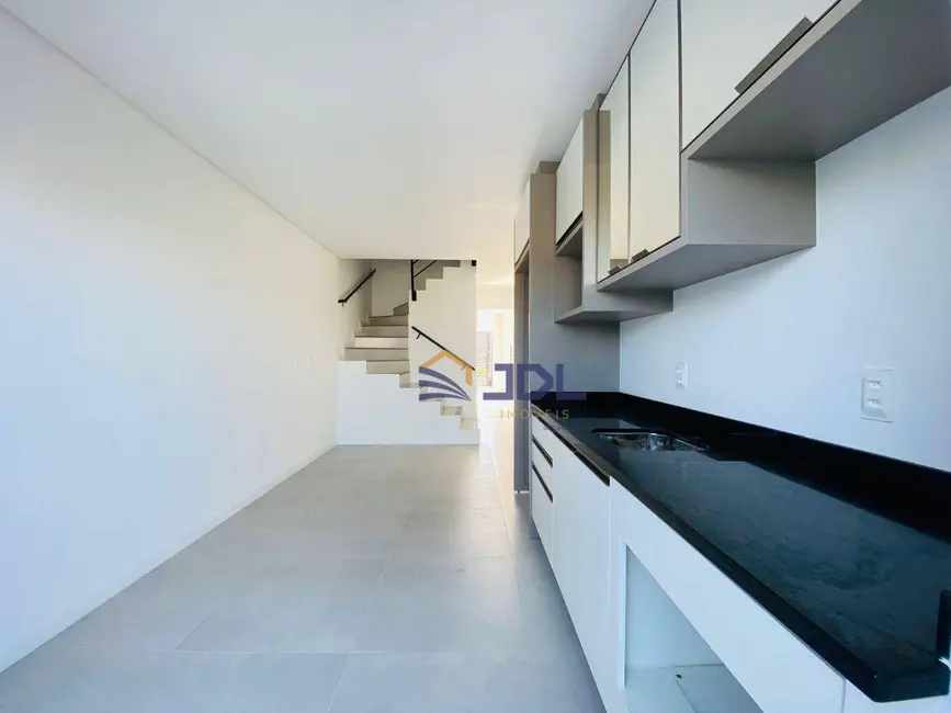 Foto 8 de Sobrado com 2 quartos à venda, 135m2 em Figueira, Gaspar - SC