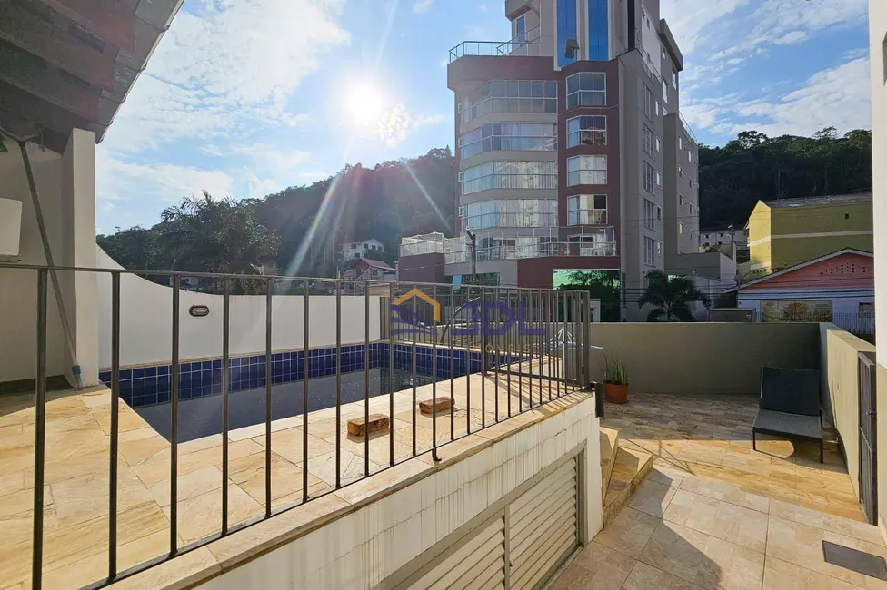 Casa com 6 quartos à venda, 503m2 em Ponta Aguda, Blumenau - SC - imagem 6 Foto 6 de Casa com 6 quartos à venda, 503m2 em Ponta Aguda, Blumenau - SC