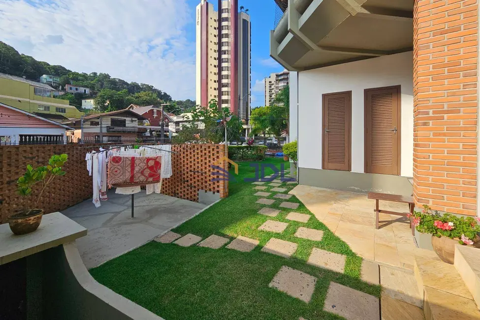 Casa com 6 quartos à venda, 503m2 em Ponta Aguda, Blumenau - SC - imagem 4 Foto 4 de Casa com 6 quartos à venda, 503m2 em Ponta Aguda, Blumenau - SC