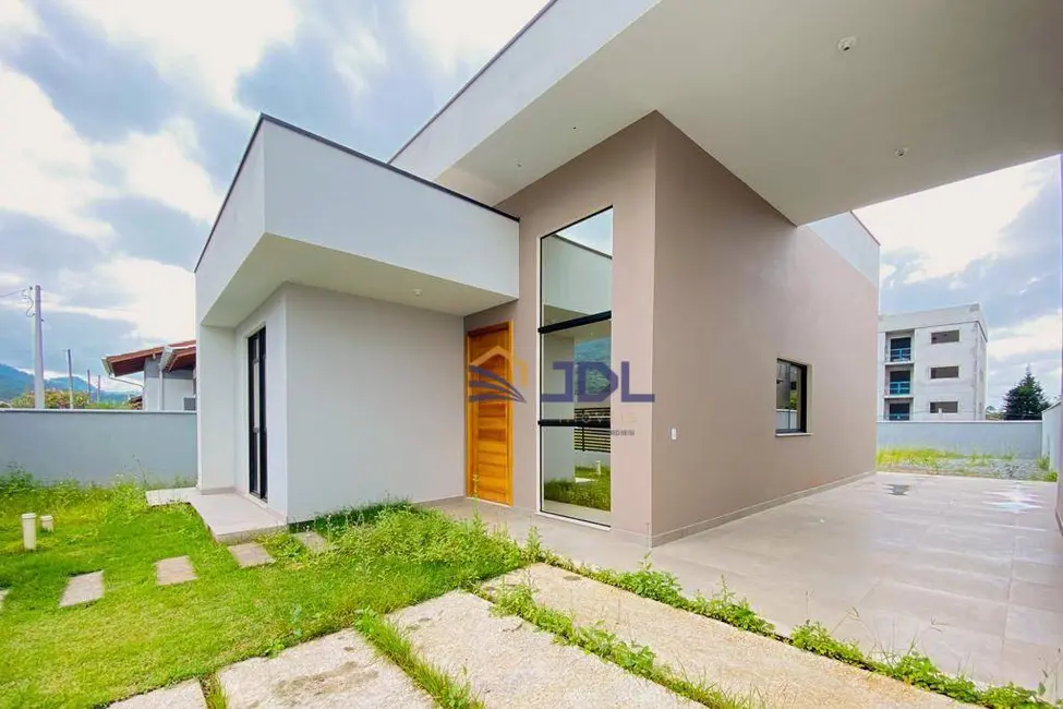 Foto 3 de Casa com 3 quartos à venda, 360m2 em Warnow, Indaial - SC