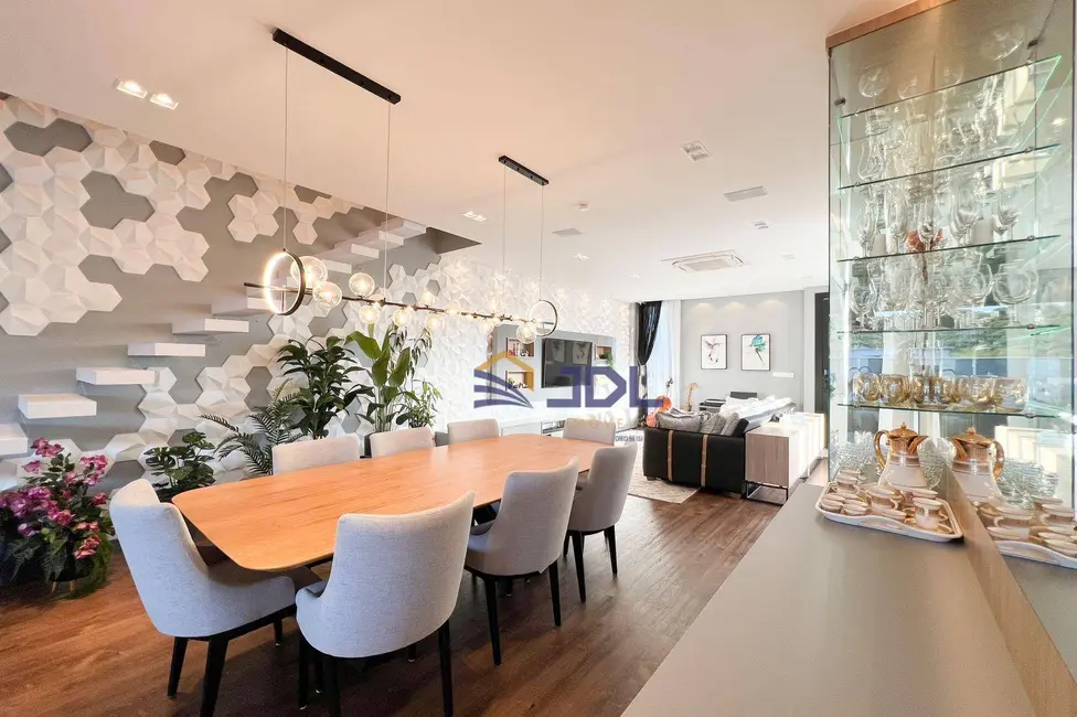 Casa de Condomínio com 3 quartos à venda, 375m2 em Ponta Aguda, Blumenau - SC - imagem 7 Foto 7 de Casa de Condomínio com 3 quartos à venda, 375m2 em Ponta Aguda, Blumenau - SC