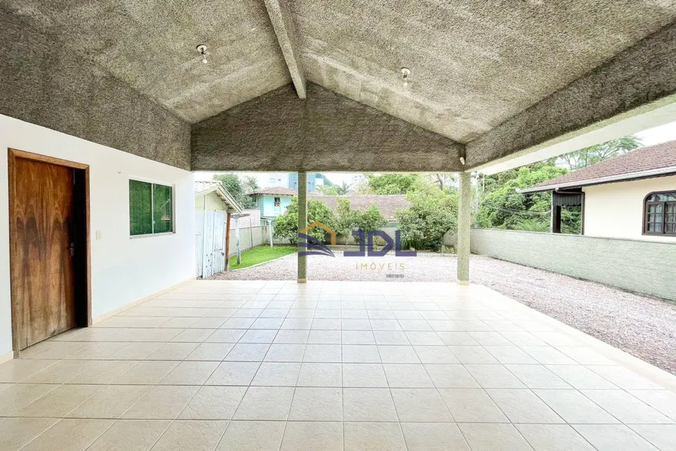Casa com 4 quartos à venda, 730m2 em Garcia, Blumenau - SC - imagem 6 Foto 6 de Casa com 4 quartos à venda, 730m2 em Garcia, Blumenau - SC